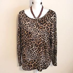 Apt 9 Top